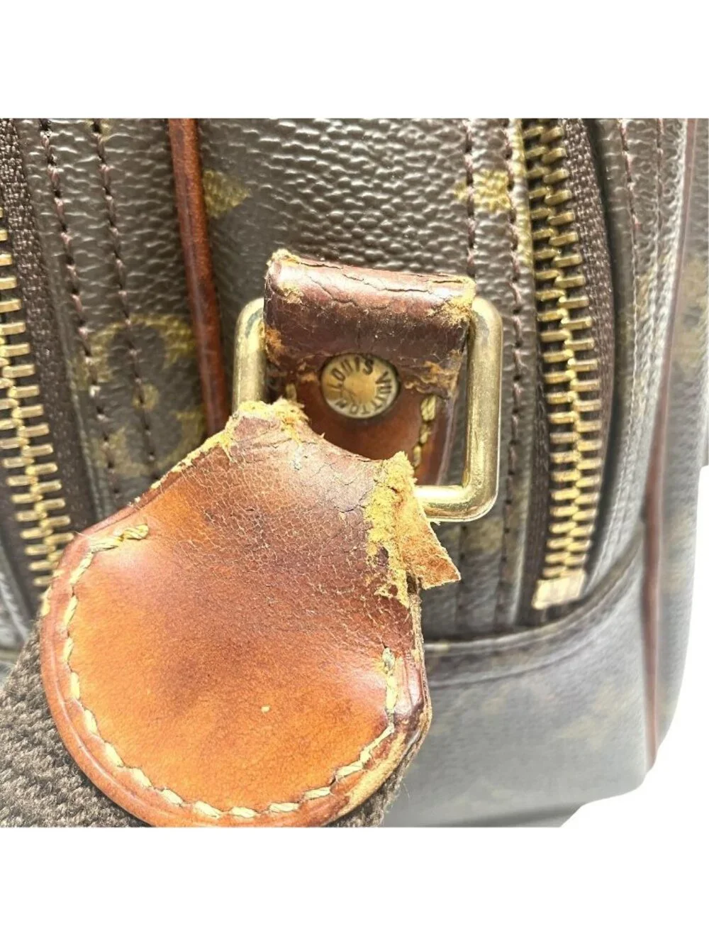 Louis Vuitton Reporter PM Monogram Shoulder Bag Canvas